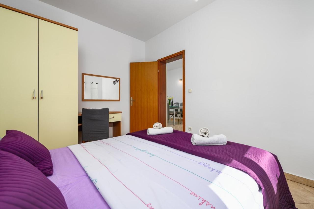 Bozica House With Apartments Murine Экстерьер фото